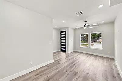 5610 Kittridge Street #A, Houston, TX 77028 - Photo 7