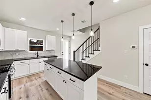 5610 Kittridge St, Houston, TX 77028 - Photo 9