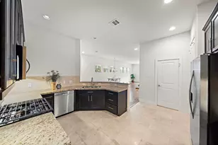 9517 Cedarpost Square St, Houston, TX 77055 - Photo 7