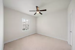 9517 Cedarpost Square St, Houston, TX 77055 - Photo 15