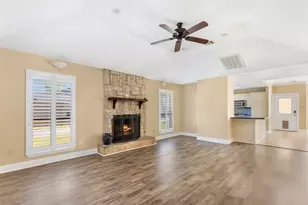 6 Hillcrest St, Dayton, TX 77535 - Photo 9