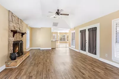 6 Hillcrest Street, Dayton, TX 77535 - Photo 11