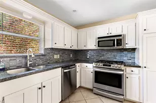 6 Hillcrest St, Dayton, TX 77535 - Photo 13