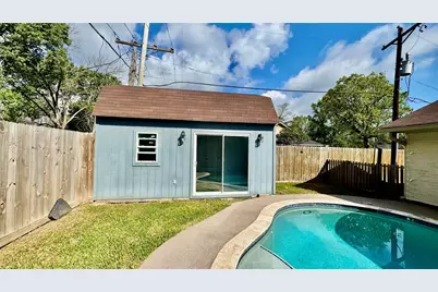 6 Hillcrest Street, Dayton, TX 77535 - Photo 37