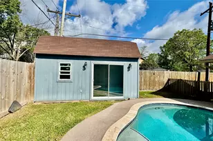 6 Hillcrest St, Dayton, TX 77535 - Photo 37