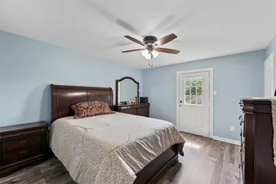 3501 Old Oaks Drive, Baytown, TX 77521 - Photo 11