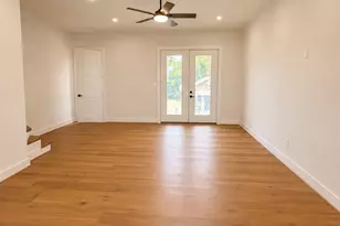 2210 Brackenridge St, Houston, TX 77026 - Photo 9