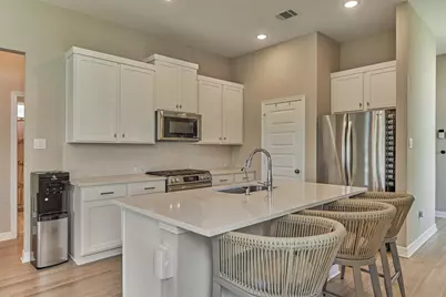 384 Mallorn Lane, Montgomery, TX 77316 - Photo 13