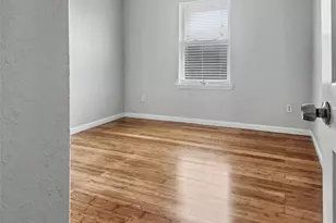 5617 Ave R 1/2, Galveston, TX 77551 - Photo 17