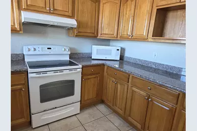 5617 Avenue R 1/2, Galveston, TX 77551 - Photo 19