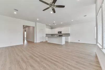 3019 King Oaks Street, Baytown, TX 77251 - Photo 9