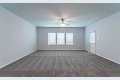 3611 Cardinal Pointe Drive, Angleton, TX 77515 - Photo 9