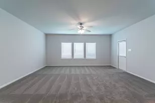 3611 Cardinal Pointe Dr, Angleton, TX 77515 - Photo 9