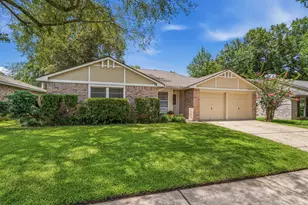 5603 Lynngate Dr, Spring, TX 77373 - Photo 1