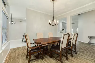 2806 S Peach Hollow Circle, Pearland, TX 77584 - Photo 11