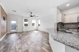 4502 Park Trail Ln, Pasadena, TX 77505 - Photo 11