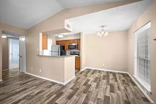 17331 Red Oak Dr, Houston, TX 77090 - Photo 11