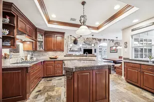 1502 Adkins Rd, Houston, TX 77055 - Photo 7