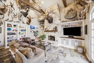 1502 Adkins Road, Houston, TX 77055 - Photo 11