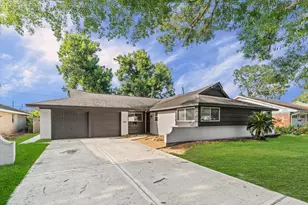 8231 Garden Parks Dr, Houston, TX 77075 - Photo 1