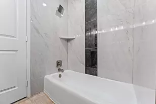 8231 Garden Parks Dr, Houston, TX 77075 - Photo 23