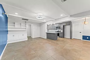 8231 Garden Parks Dr, Houston, TX 77075 - Photo 7