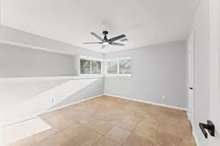 8231 Garden Parks Dr, Houston, TX 77075 - Photo 17