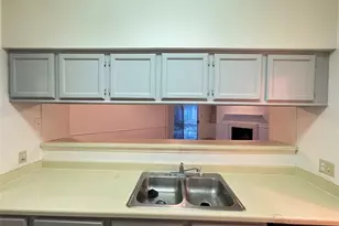 6500 Harbor Town Dr, Houston, TX 77036 - Photo 17
