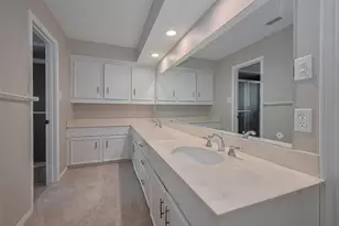 13714 Hambleton Cir, Houston, TX 77069 - Photo 23