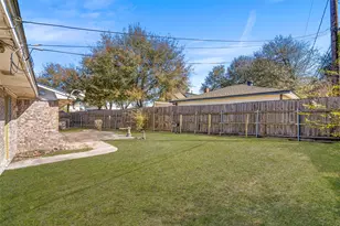 6646 Bayou View Dr, Houston, TX 77091 - Photo 23