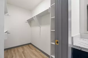 6646 Bayou View Dr, Houston, TX 77091 - Photo 19