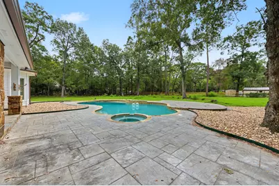 10933 Lake Forest Drive, Conroe, TX 77384 - Photo 37