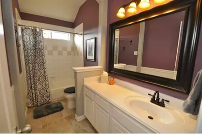 2931 Silver Landing Lane, Dickinson, TX 77539 - Photo 5