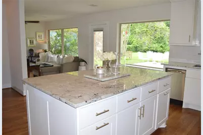 1744 Pine Village Drive, Houston, TX 77080 - Photo 5