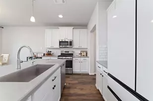 17111 Broadleaf Oak Dr, Hockley, TX 77447 - Photo 5