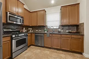 25130 Alina Ln, Spring, TX 77386 - Photo 7