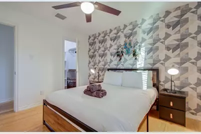 9614 Springmont Drive, Houston, TX 77080 - Photo 25