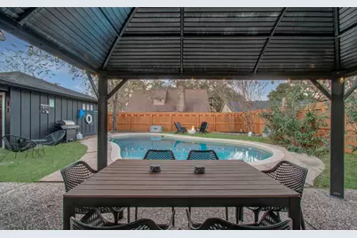 9614 Springmont Drive, Houston, TX 77080 - Photo 41