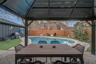 9614 Springmont Dr, Houston, TX 77080 - Photo 41