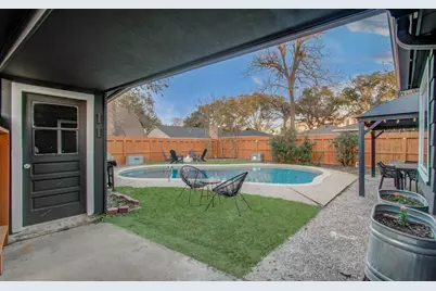 9614 Springmont Drive, Houston, TX 77080 - Photo 39