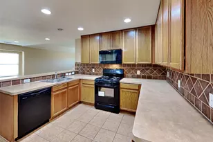 3027 Acacia Fair Ln, Fresno, TX 77545 - Photo 3