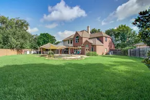9215 Horse Cave Cir, Spring, TX 77379 - Photo 9