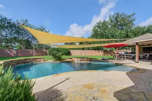 9215 Horse Cave Cir, Spring, TX 77379 - Photo 5