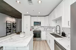 5925 Almeda Rd, Houston, TX 77004 - Photo 13