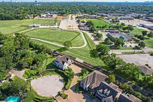 1607 Pinot Cir, Houston, TX 77055 - Photo 41