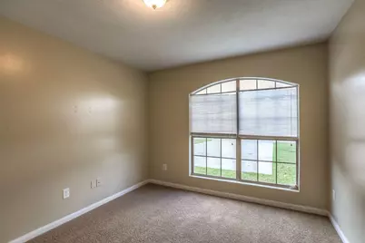 10603 Pine Landing Drive #B, Houston, TX 77088 - Photo 7
