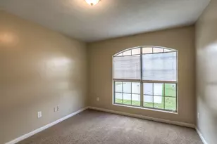 10603 Pine Landing Dr, Houston, TX 77088 - Photo 7
