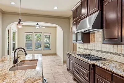 3 Shearling Court, The Woodlands, TX 77389 - Photo 17
