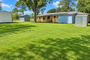11311 Reinecker Rd, Wallis, TX 77485 - Photo 15