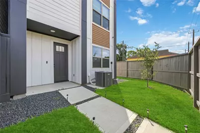 2530 Live Oak Street, Houston, TX 77004 - Photo 3